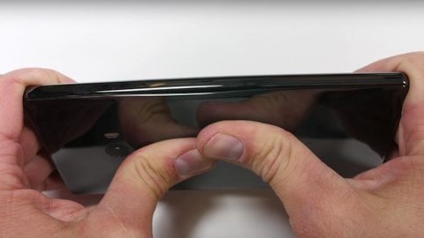 Seramik kasaya sahip Xiaomi Mi MIX iin ilk dayankllk testi